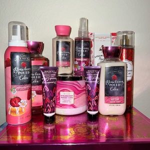 Bath & Body Works Strawberry Poundcake Bundle 10 pc